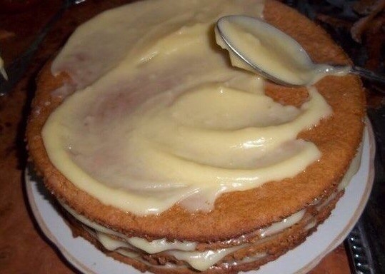 Вкусный, нежный, пропитанный медовик