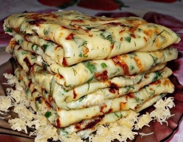Сырные блины з зеленью