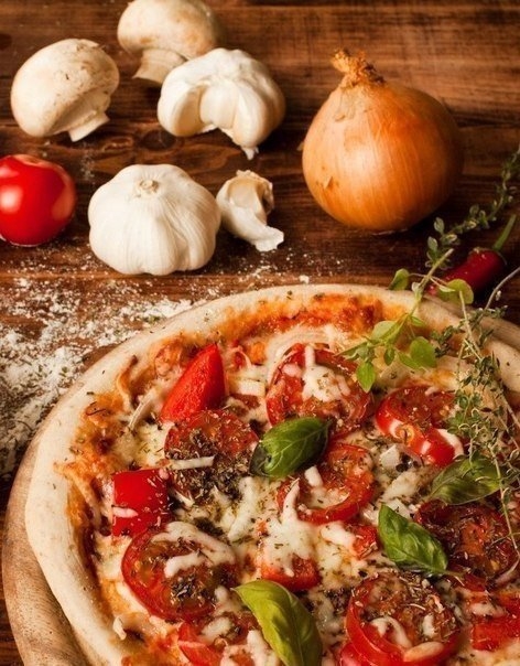Вкуснейшая пицца с тонкой хрустящей основой за 20 минут