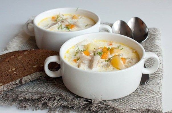 Густой сливочный суп с курицей