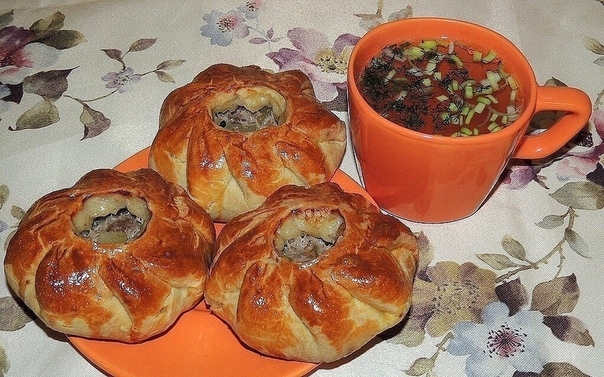 Румяные, ароматные пирожки "Вак балиш"