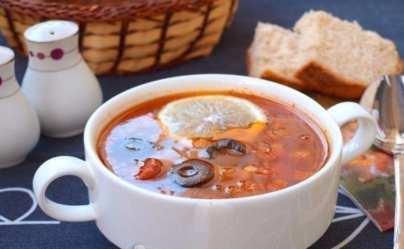 Вкуснейшая мясная солянка к обеду