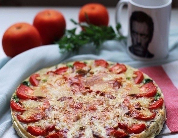 Ароматный киш с грибами и помидорами