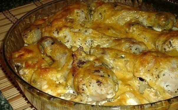 АППЕТИТНАЯ КАРТОШКА С КУРИНЫМИ НОЖКАМИ В ДУХОВКЕ