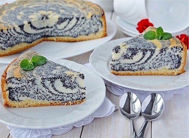 Вкусный и красивый пирог с творогом и маком