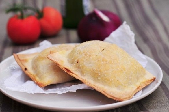 Пирожки с грибами и мясом