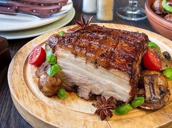 МЯСНЫЕ БЛЮДА К НОВОМУ ГОДУ: ТОП-10 СЫТНЫХ РЕЦЕПТОВ