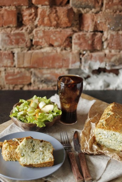 Быстрый пирог со шпинатом
