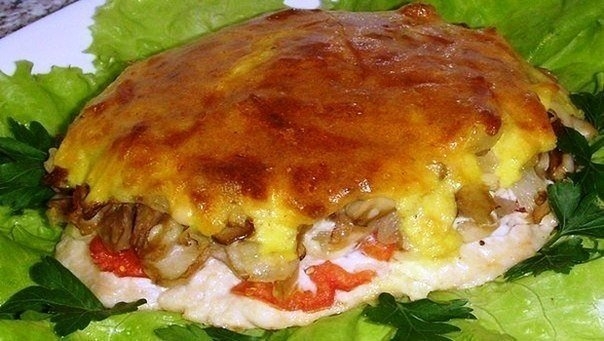 Мясо с грибами в духовке