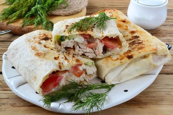 ШАУРМА С ПИКАНТНОЙ КУРОЧКОЙ