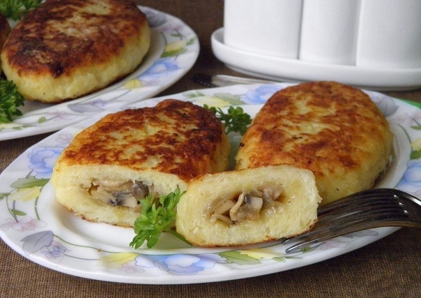 ДОМАШНИЕ КАРТОФЕЛЬНЫЕ ЗРАЗЫ С ГРИБАМИ
