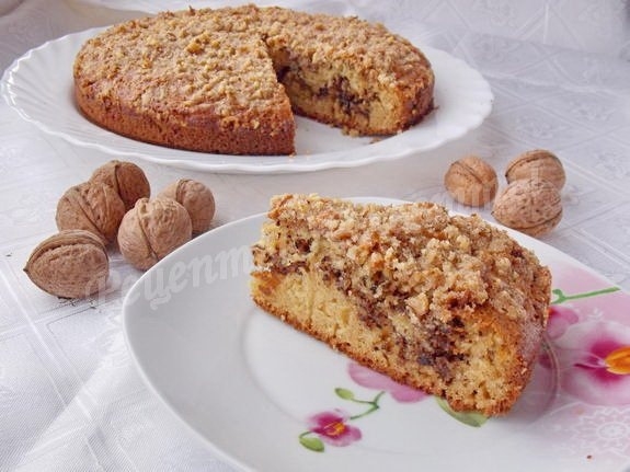 МЕДОВО-ОРЕХОВЫЙ ПИРОГ НА КЕФИРЕ
