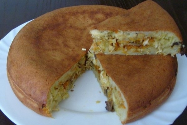 Заливной пирог с куриным филе в мультиварке