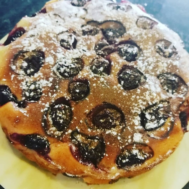 Вишнёвый пирог на сметане Вишнёвый пирог на сметане