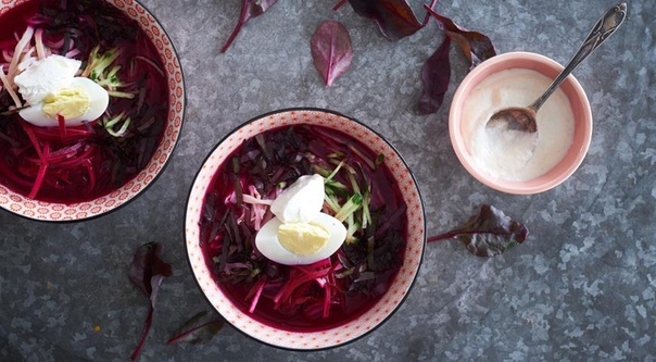 СВЕКОЛЬНАЯ БОТВИНЬЯ С КАЛЬМАРАМИ