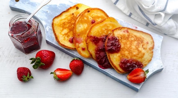 Оладьи на простокваше, с кукурузной мукой Оладьи на простокваше, с кукурузной мукой