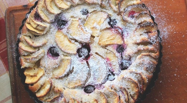 Сливочная шарлотка