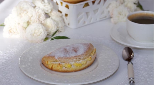 Сочни с творогом и апельсиновой цедрой Сочни с творогом и апельсиновой цедрой