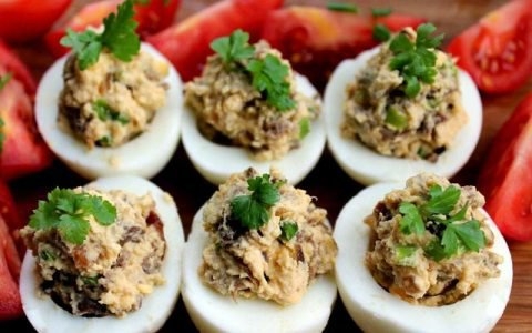 «ФАРШИРОВАННЫЕ ЯЙЦА»