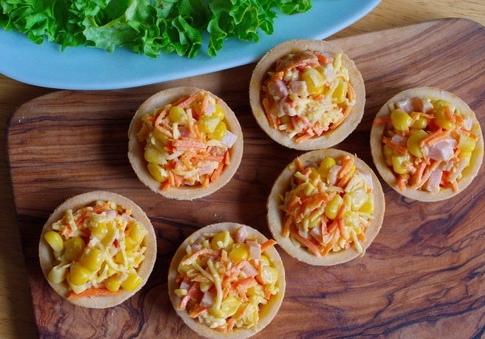 Тарталетки с ветчиной. Тарталетки с ветчиной.