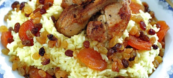 Азербайджанский плов с сухофруктами и мясом Азербайджанский плов с сухофруктами и мясом