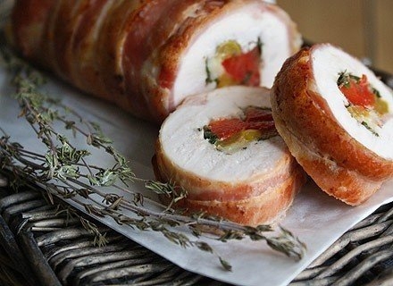 Куриный рулет с перцем Куриный рулет с перцем