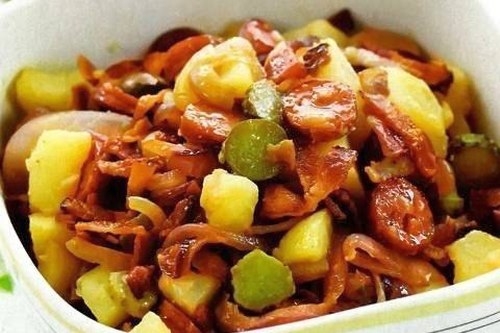 Картофельный салат с беконом, без майонеза Картофельный салат с беконом, без майонеза