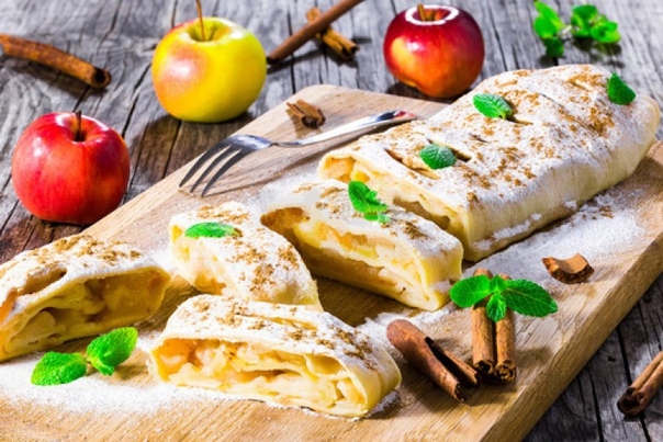 Быстрый штрудель с яблоками Быстрый штрудель с яблоками