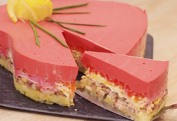 Селедка под шубой в виде торта