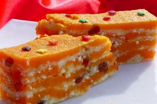 Тыква, запеченная с творогом и цукатами