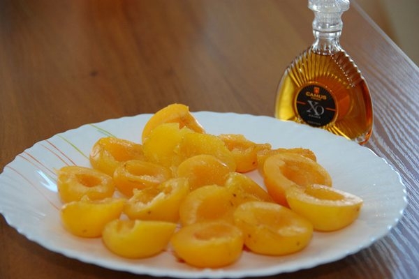 Десерт «Пьяные абрикосы»