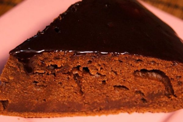 Постный шоколадный кекс в глазури