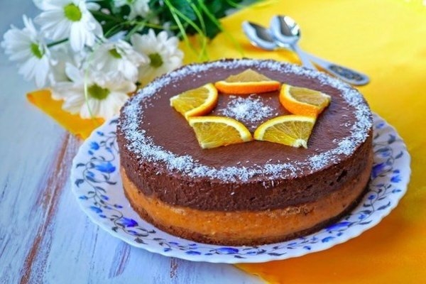 Бисквитный шоколадно-абрикосовый торт
