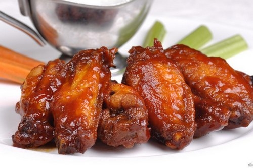 Куриные крылышки в домашнем маринаде Куриные крылышки в домашнем маринаде