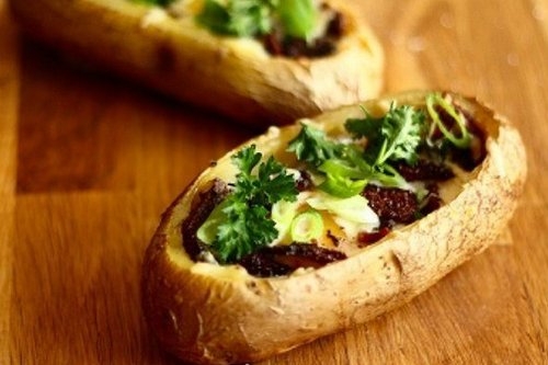 Закусочный картофель с беконом