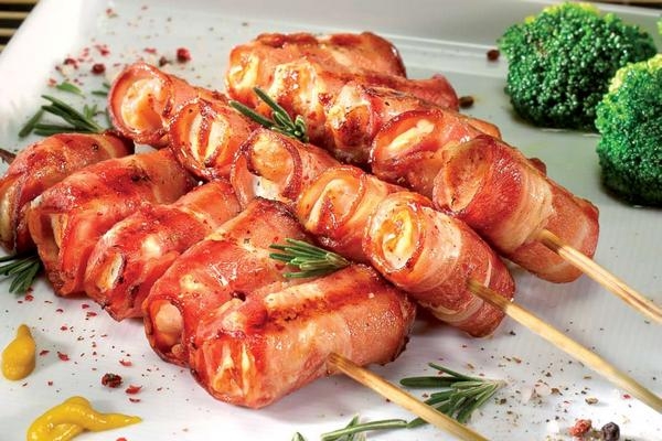 Жаркое в пивном маринаде и сырные шашлычки