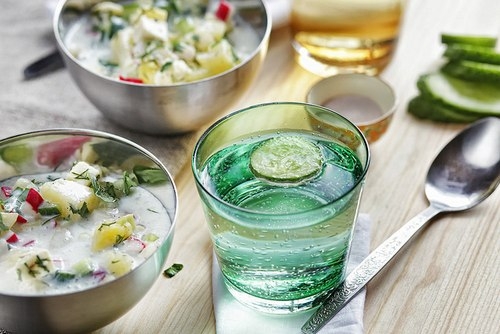 Окрошка вегетарианская на кефире Окрошка вегетарианская на кефире