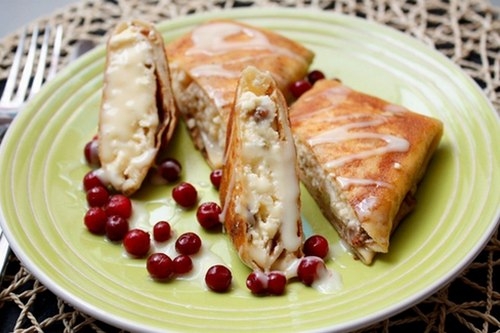 Тонкие блинчики с нежным творогом