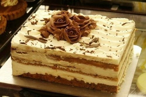 Торт «Тирамису» из готовых бисквитных коржей