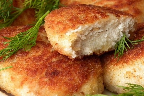 Котлеты из курицы с картофелем и сыром