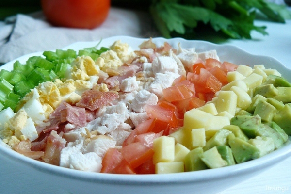 Классический «Кобб-салат»