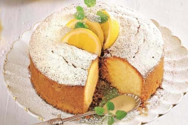 Простой лимонный кекс в духовке
