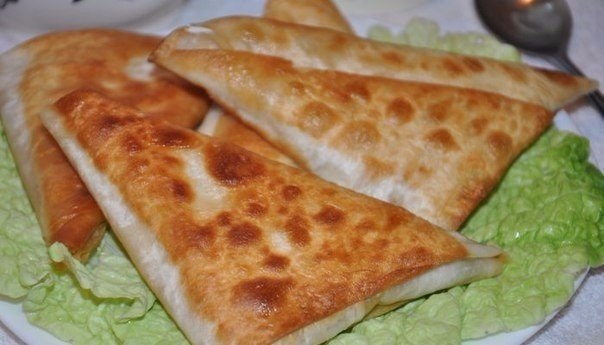 Нет ничего проще чем приготовить эти замечательные u сытные пирожки. Все что вам понадобится это арм