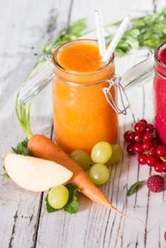 Оранжевый смузи из абрикосов и моркови Оранжевый смузи из абрикосов и моркови