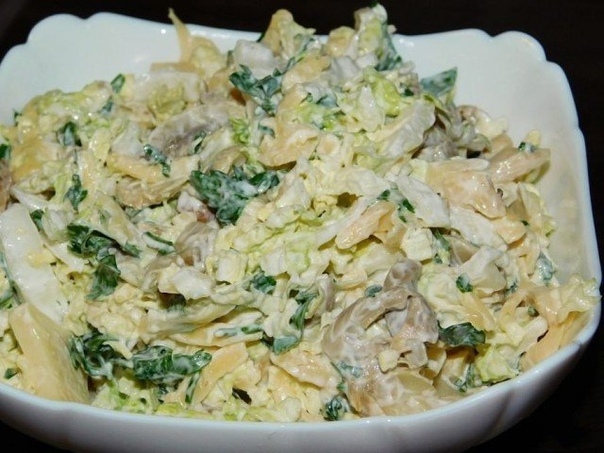 Полезный и вкусный Салатик с грибами, сыром и пекинской капустой