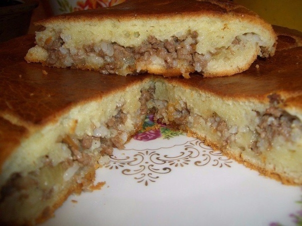 Пирог "Сдобри" с рисом и фаршем