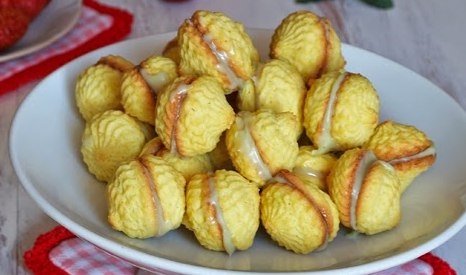 КУКУРУЗНОЕ ПЕЧЕНЬЕ С МЯТНЫМ ГАНАШЕМ КУКУРУЗНОЕ ПЕЧЕНЬЕ С МЯТНЫМ ГАНАШЕМ