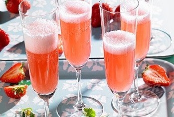 Алкогольные коктели на основе шампанского, помогут разнообразить новогодний стол(собрано с простор и Алкогольные коктели на основе шампанского, помогут разнообразить новогодний стол(собрано с простор и