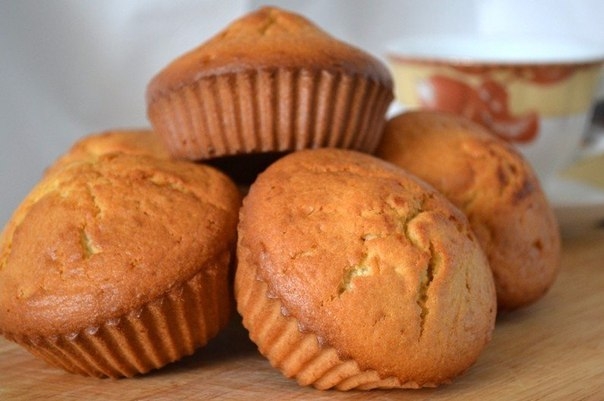 АРОМАТНЫЕ МАФФИНЫ: ТОП-10 БЫСТРЫХ РЕЦЕПТОВ АРОМАТНЫЕ МАФФИНЫ: ТОП-10 БЫСТРЫХ РЕЦЕПТОВ