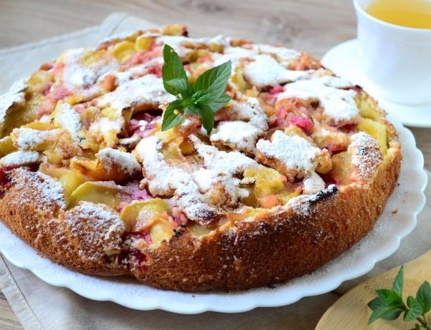 ПЫШНАЯ ШАРЛОТКА С ЯБЛОКАМИ И ВИШНЕЙ ПЫШНАЯ ШАРЛОТКА С ЯБЛОКАМИ И ВИШНЕЙ